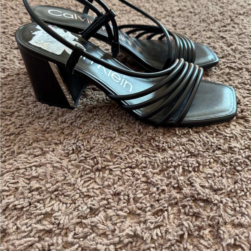Calvin Klein Holand Black Chunky Heel Sandals Faux Leather Strappy 11 NEW $79 - Picture 5 of 9